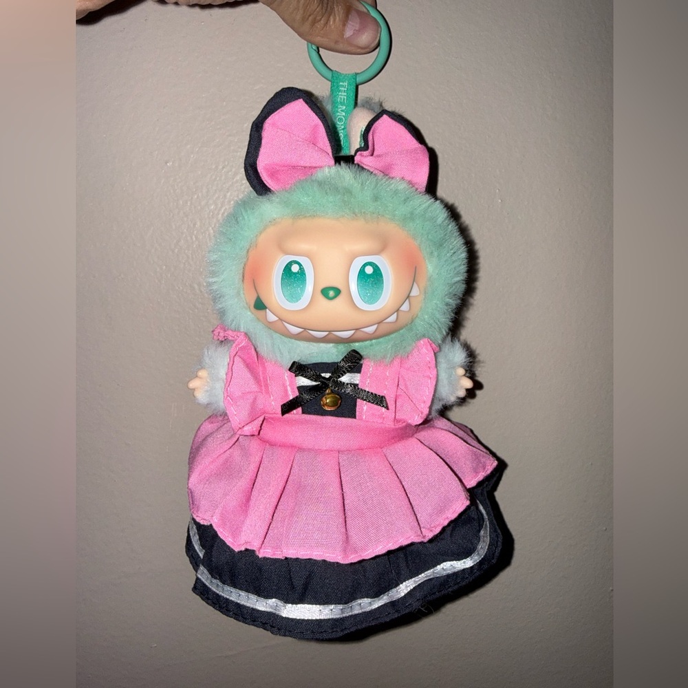 Labubu outfit- Pretty pink and black dress and bow